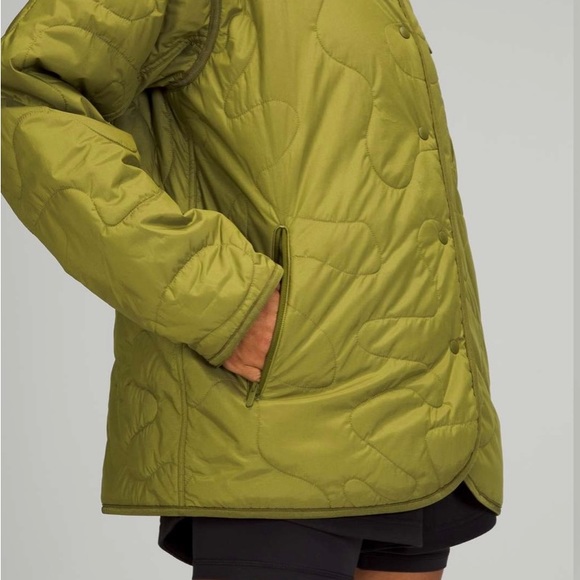 Lululemon insulated quilted jacket reversible 2 - Picture 3 of 9